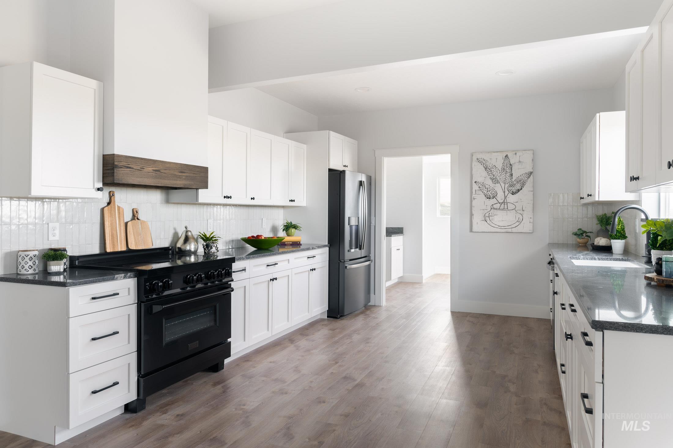 3020 W Sales Yard Rd