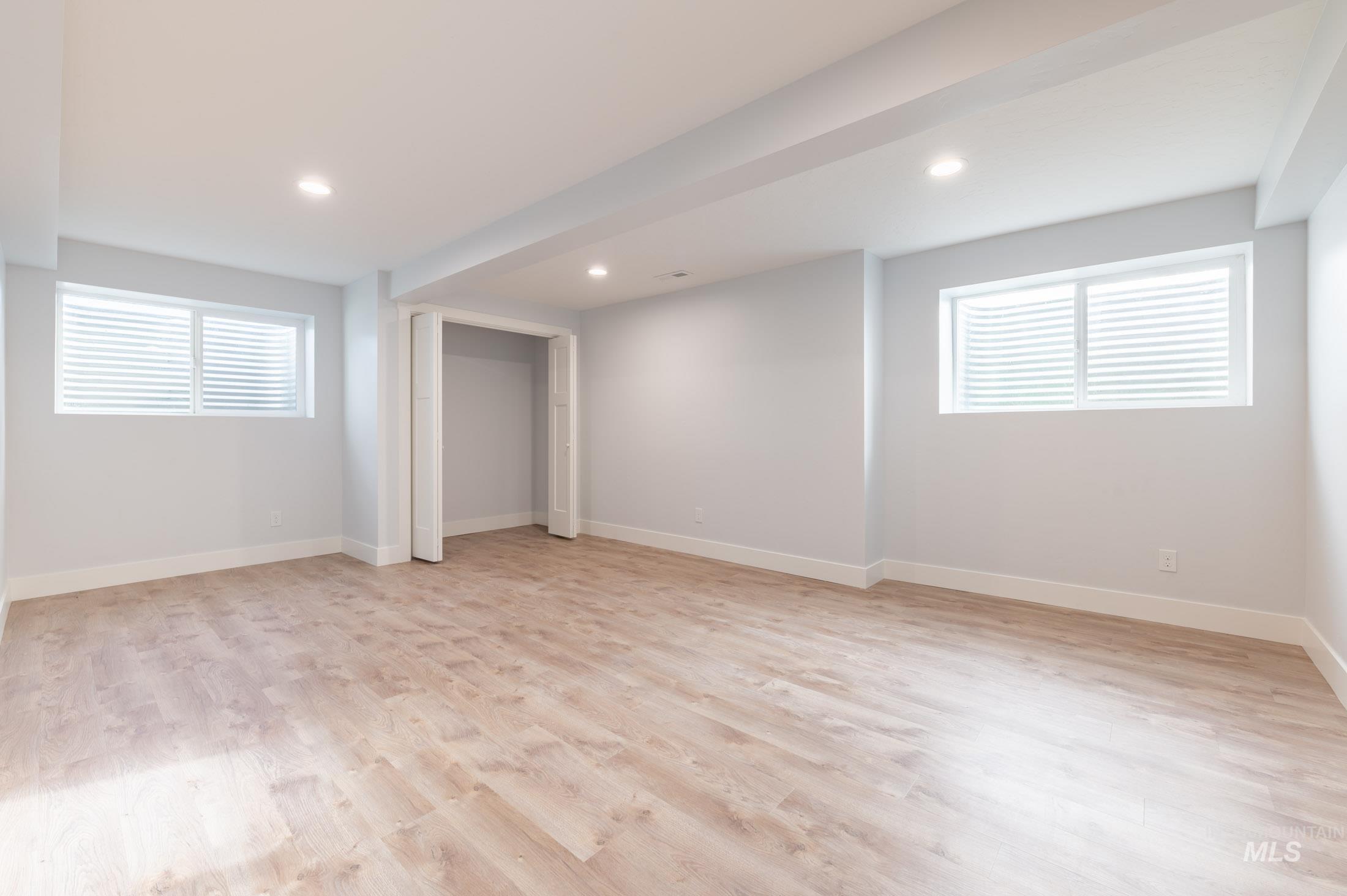 3020 W Sales Yard Rd