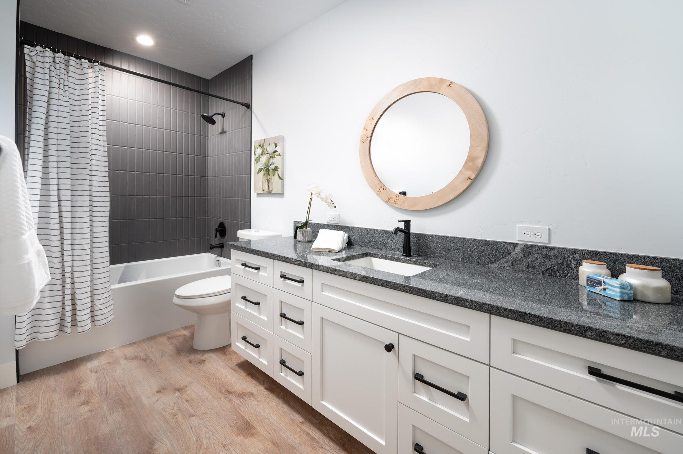 3020 W Sales Yard Rd