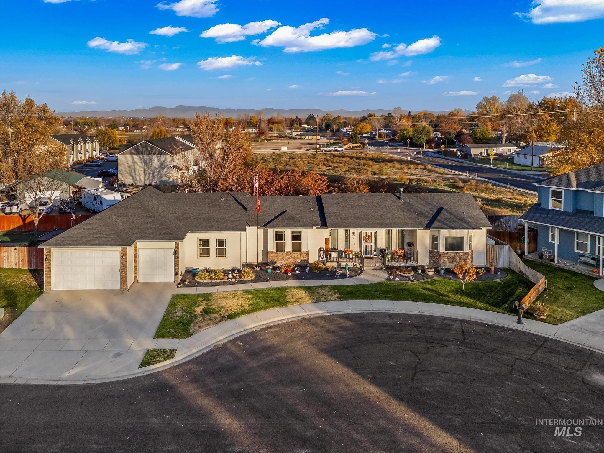 52 Cobblestone