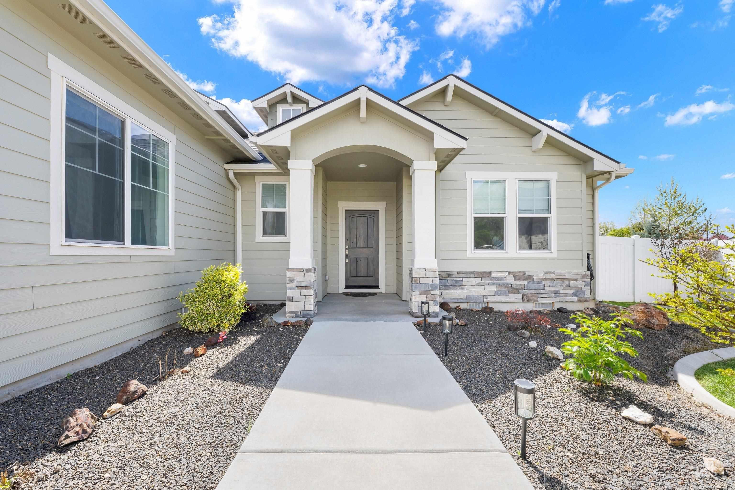 4067 Whistling Heights Way