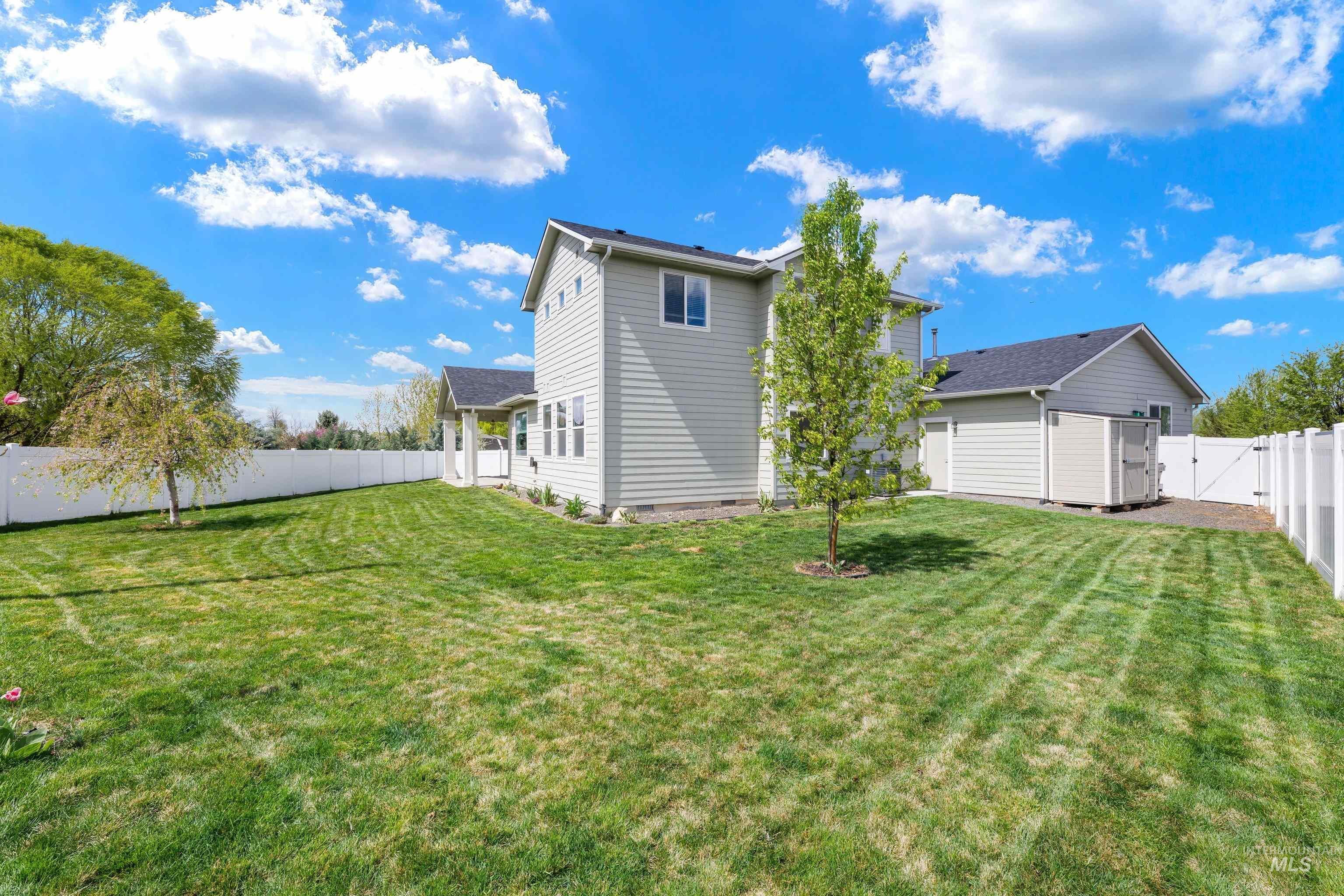 4067 Whistling Heights Way