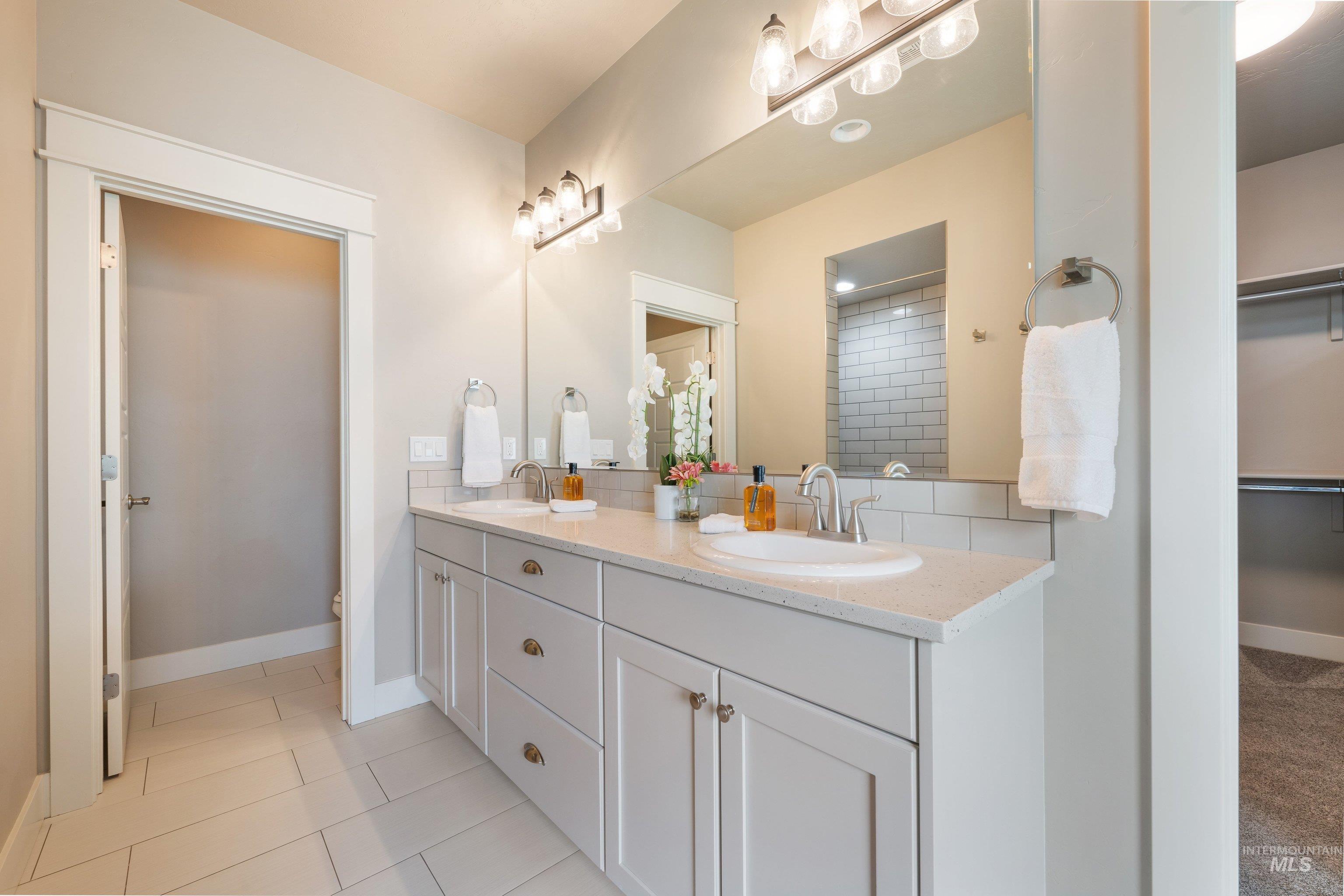 4067 Whistling Heights Way