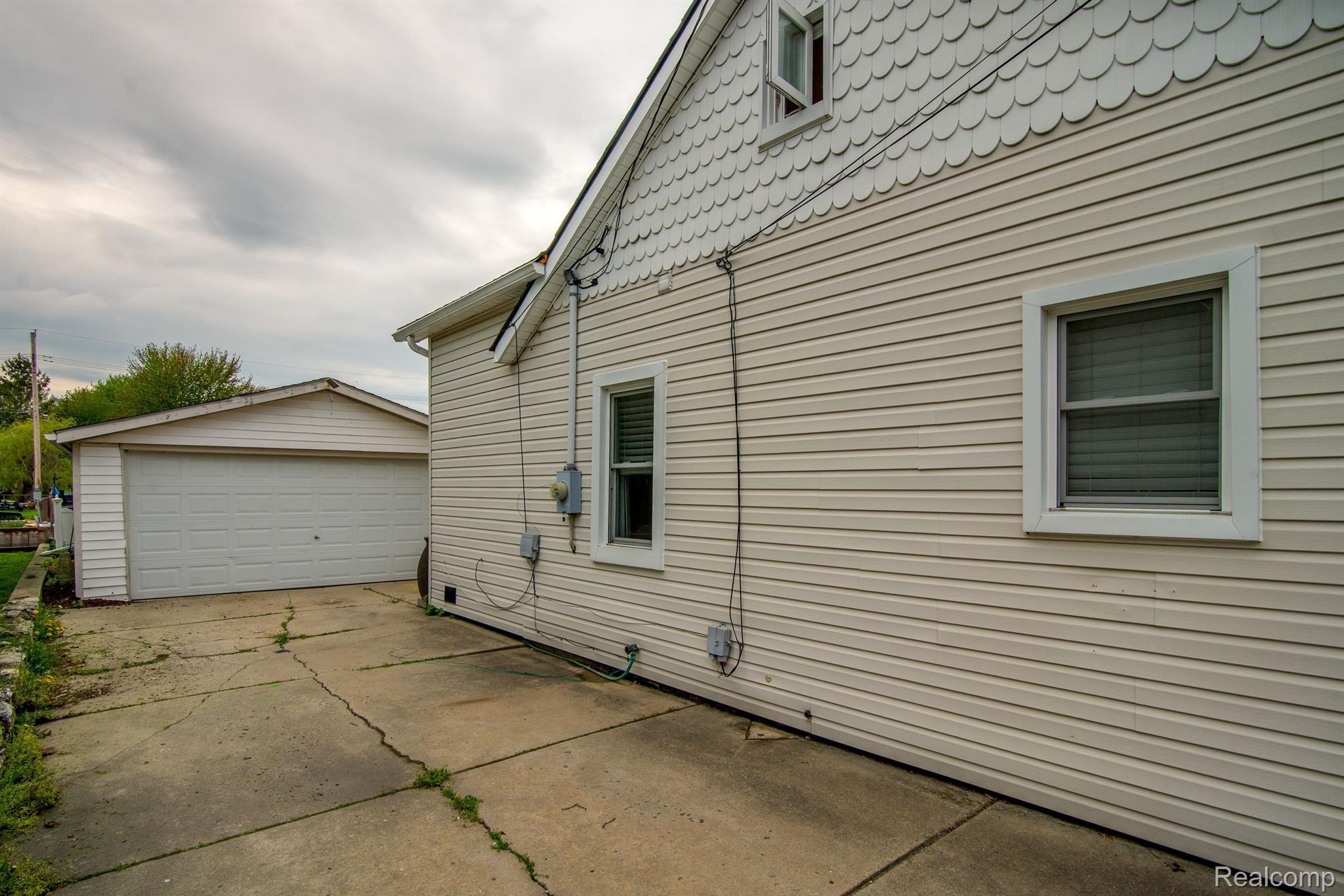 37853 ELM LANE