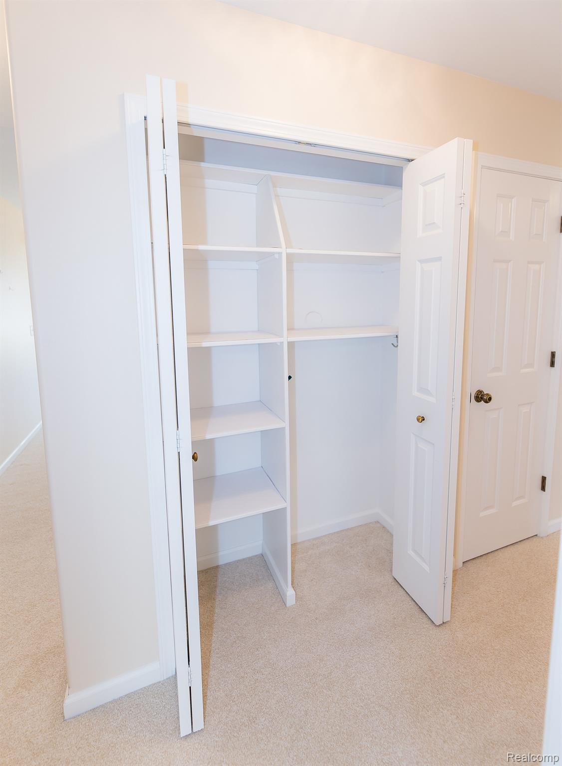 4346 MAYA LN