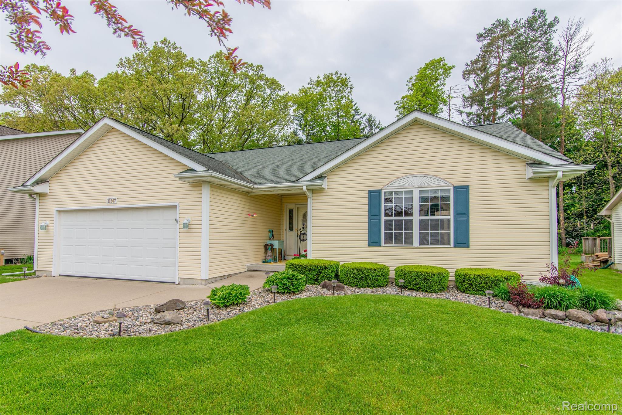 11367 AUTUMN BREEZE Trail