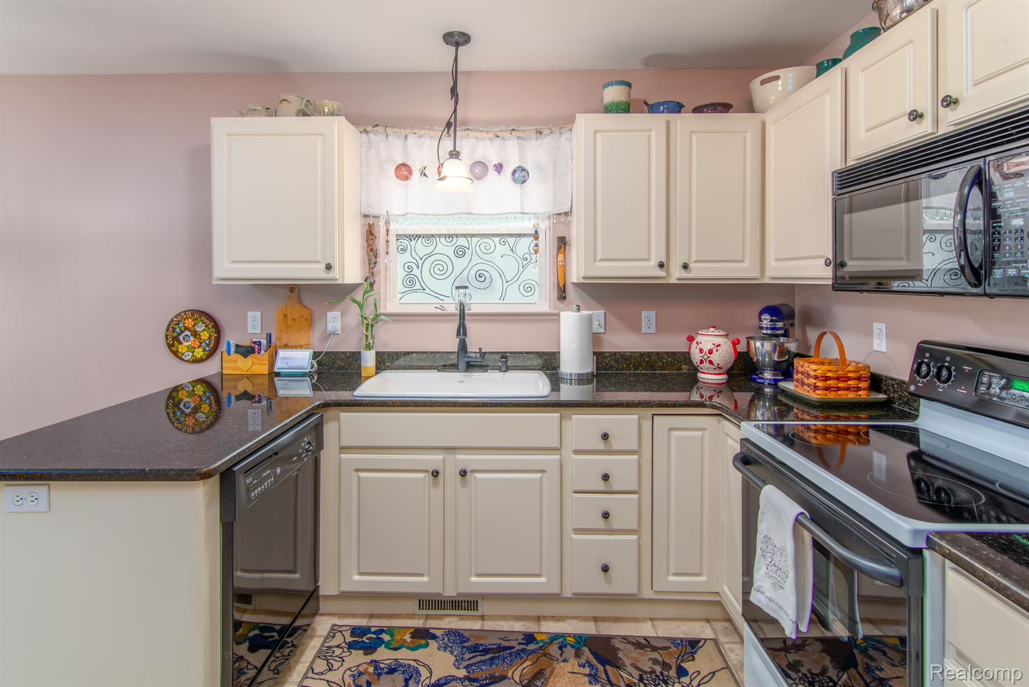 11367 AUTUMN BREEZE Trail