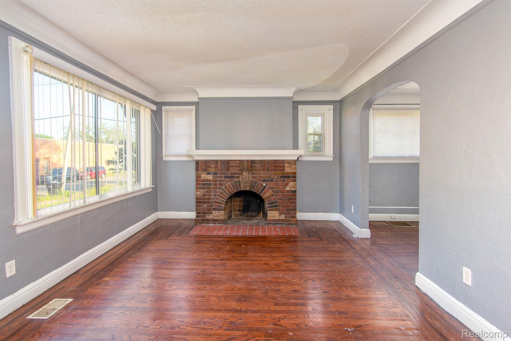 17133 MONICA ST