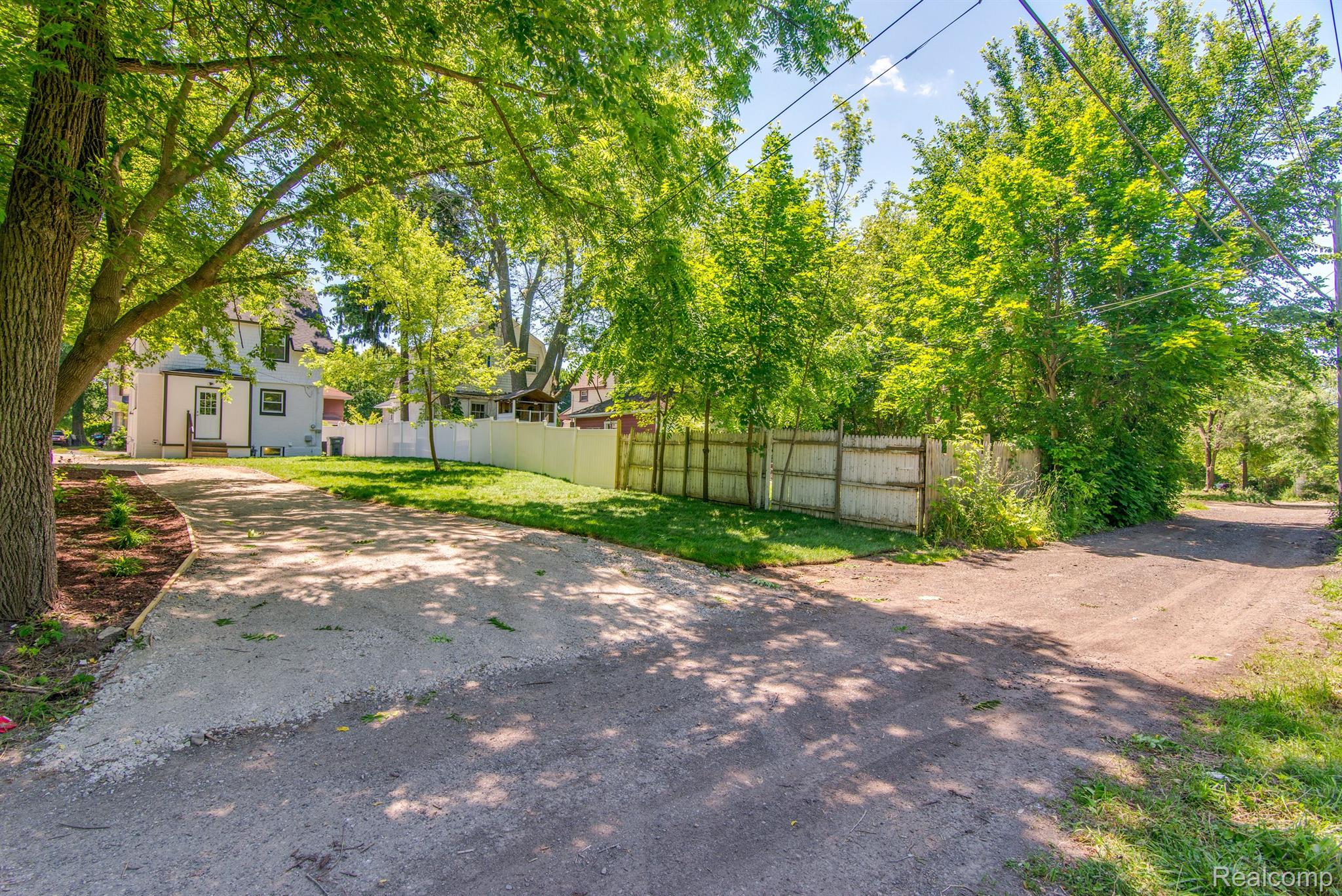 67 OLIVER ST