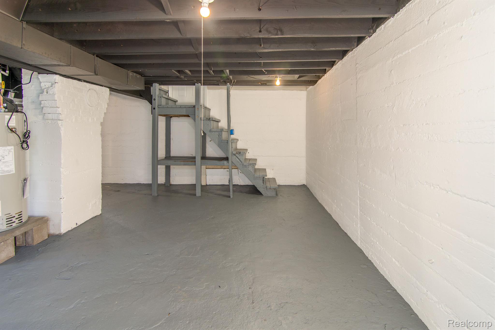 67 OLIVER ST