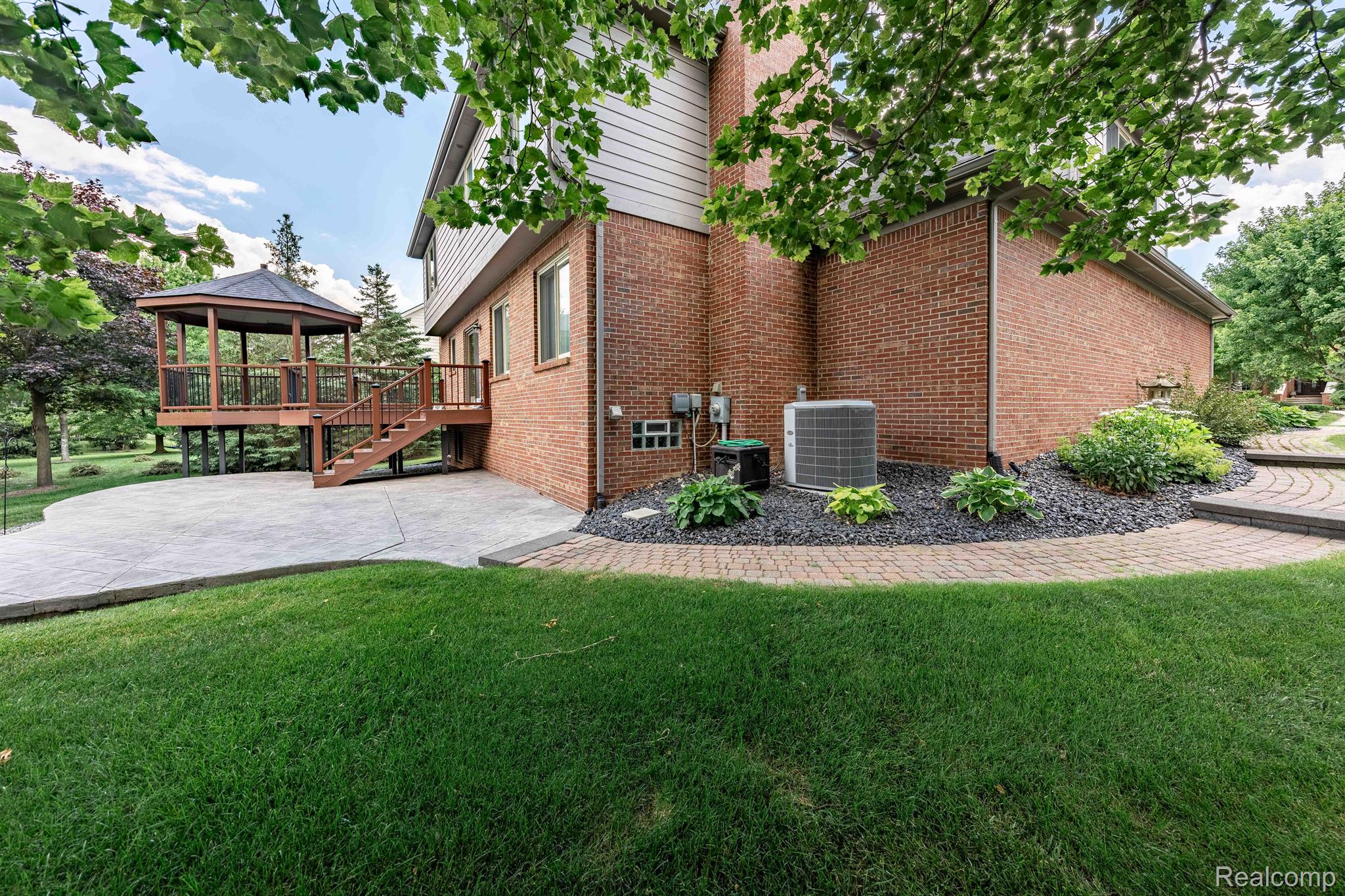 24384 THATCHER DR