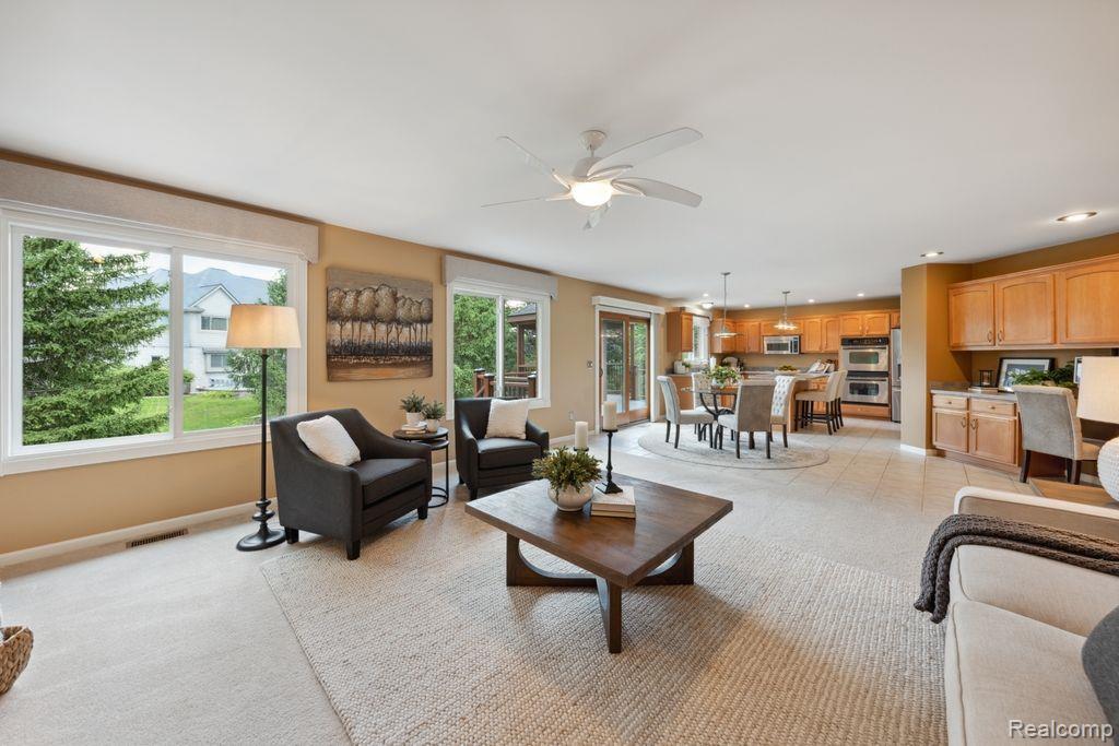 24384 THATCHER DR