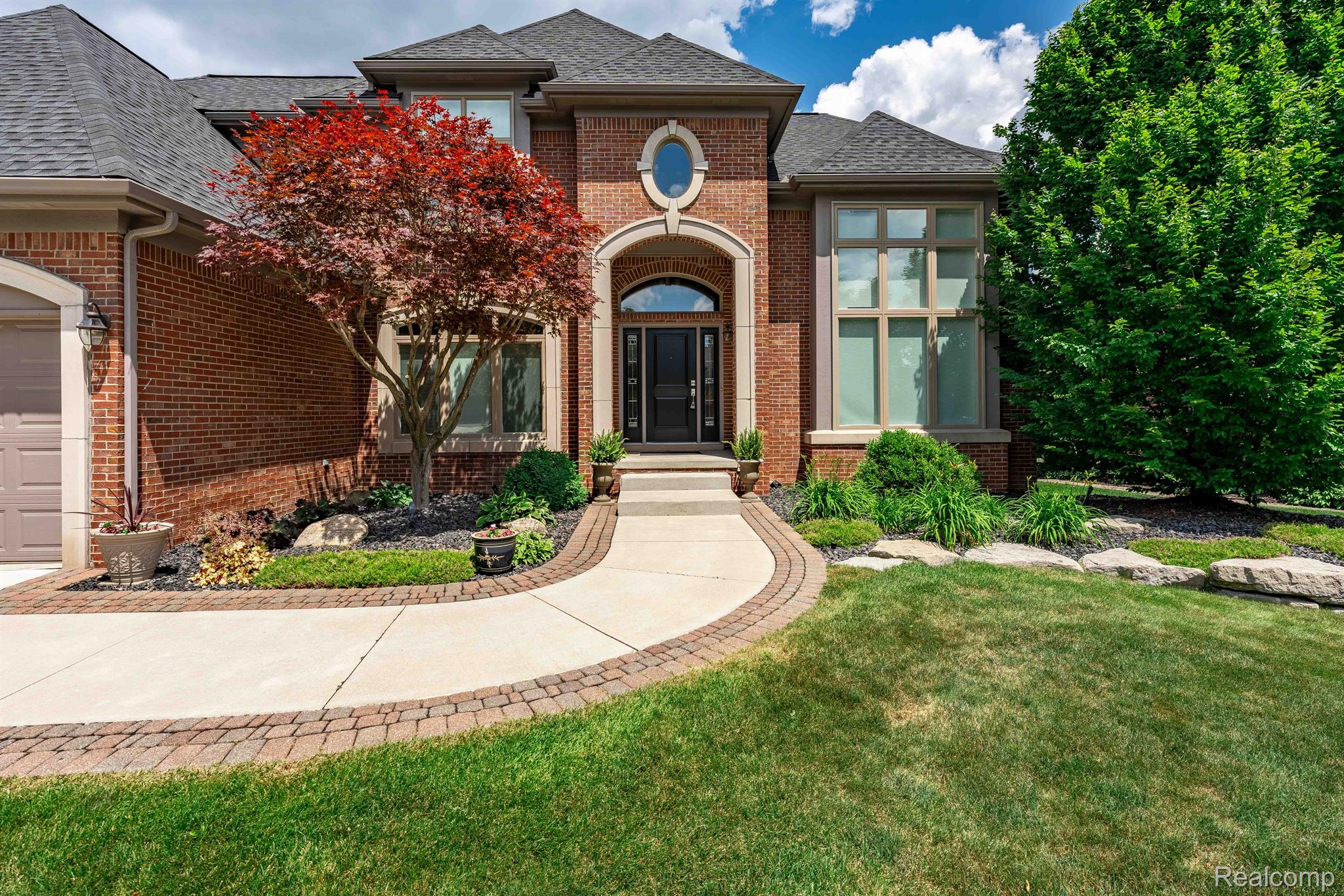 24384 THATCHER DR