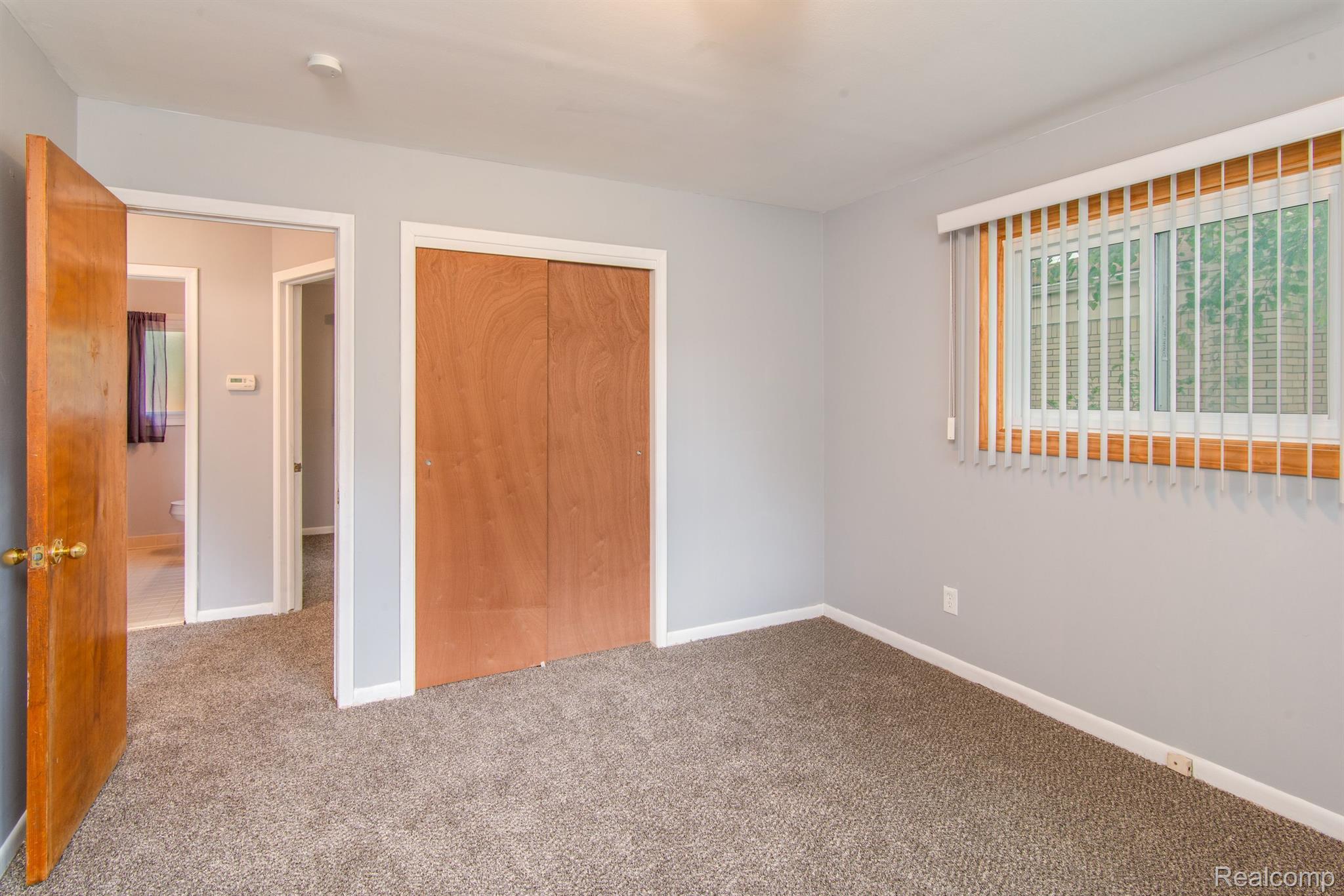 460 FARMINGTON RD