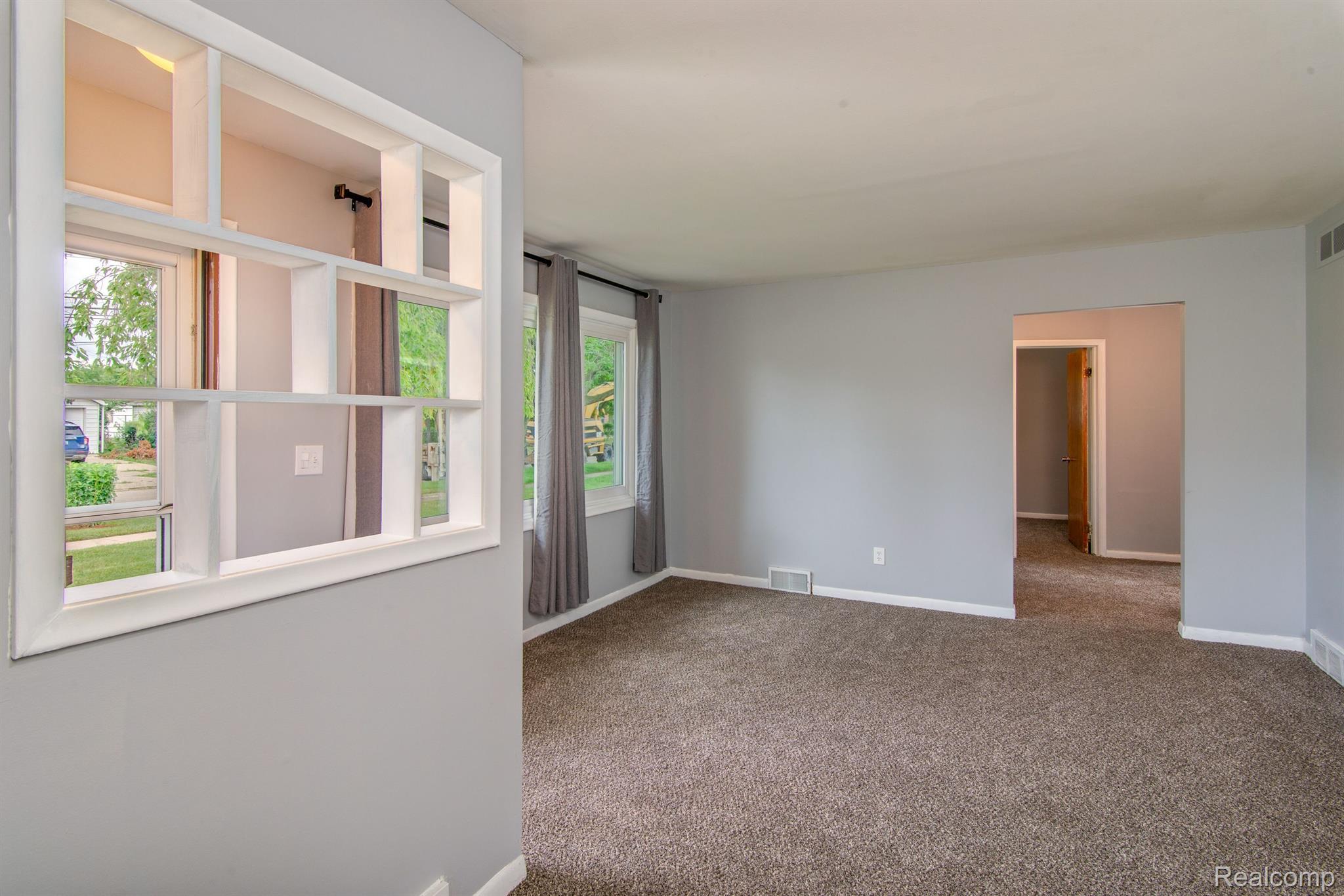 460 FARMINGTON RD