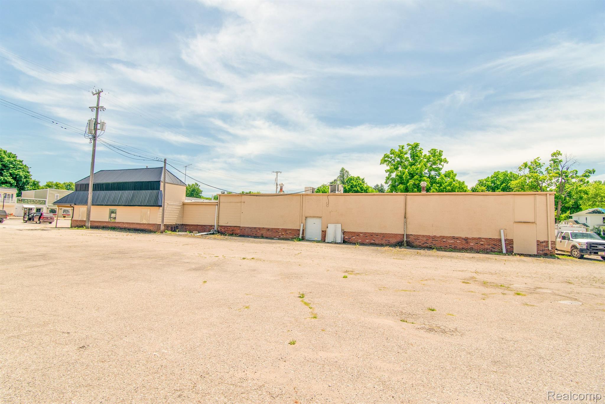 8542 STATE RD