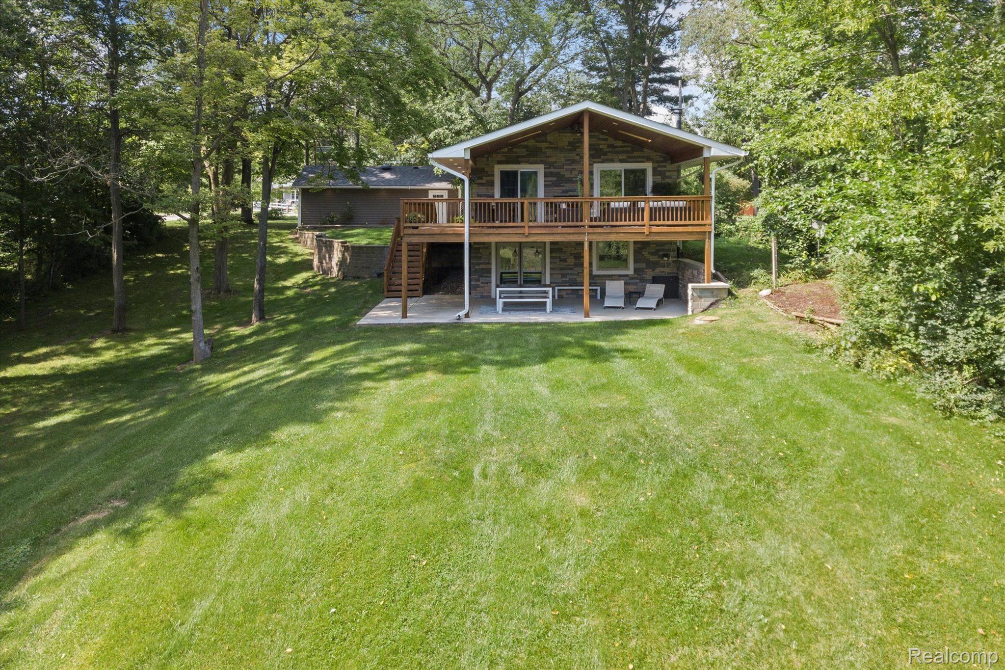 11824 MAXFIELD BLVD