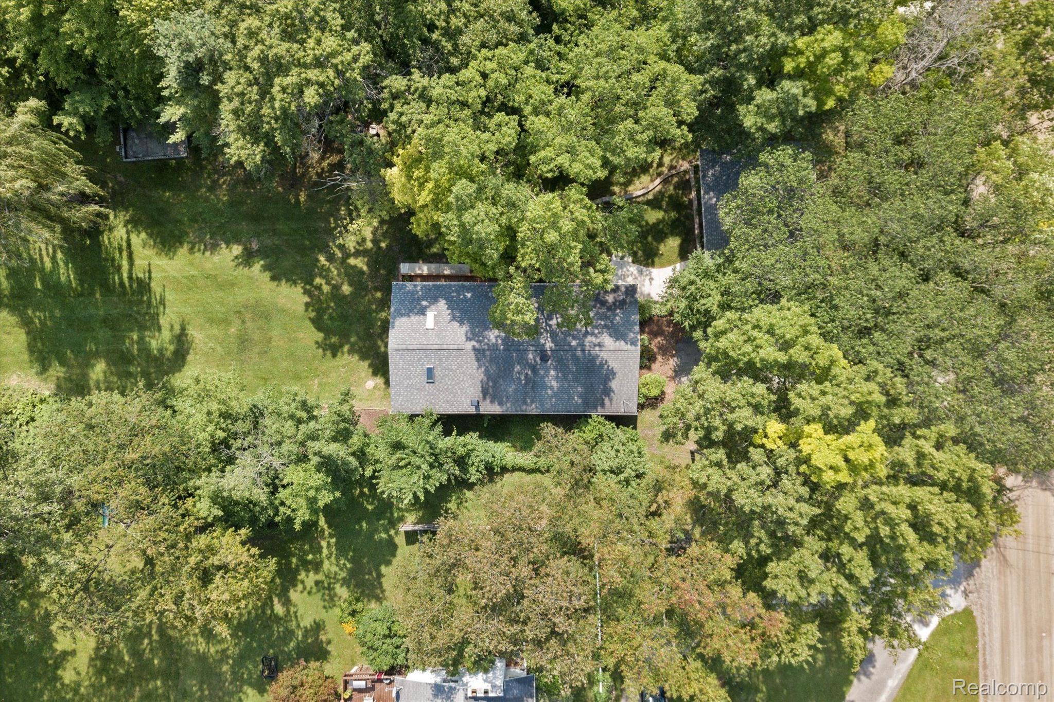 11824 MAXFIELD BLVD