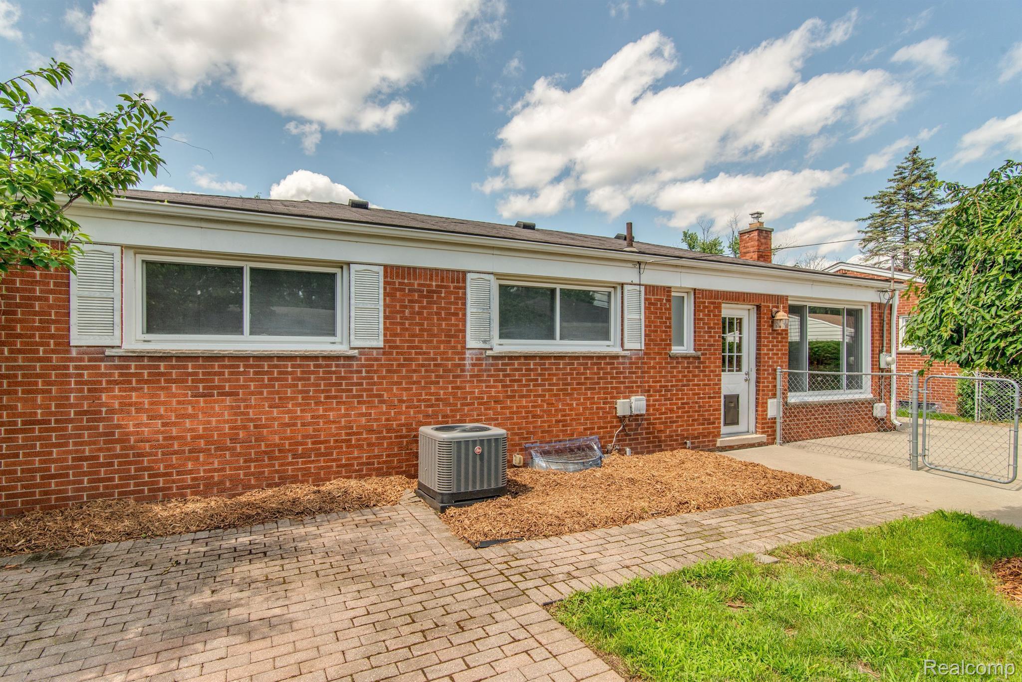 36813 GREENBUSH RD