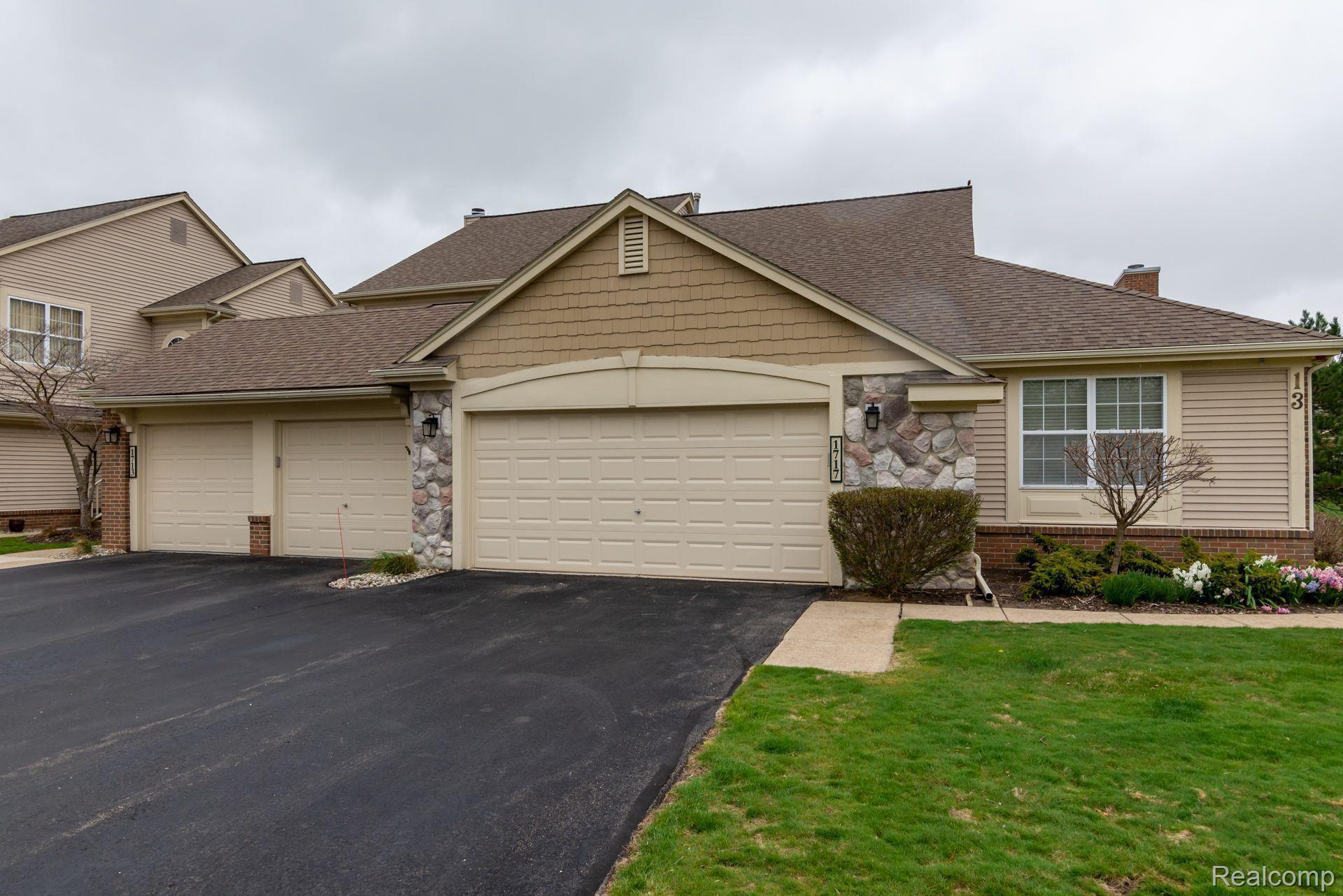 1717 THISTLE DR
