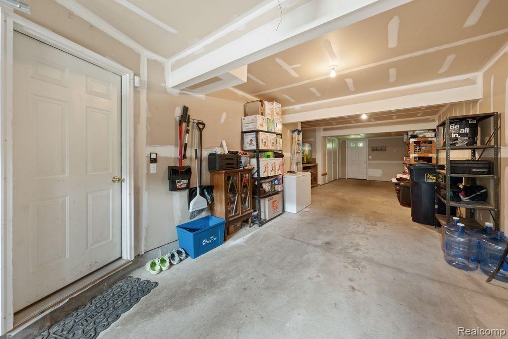 2177 KNOTTY PINE TRL