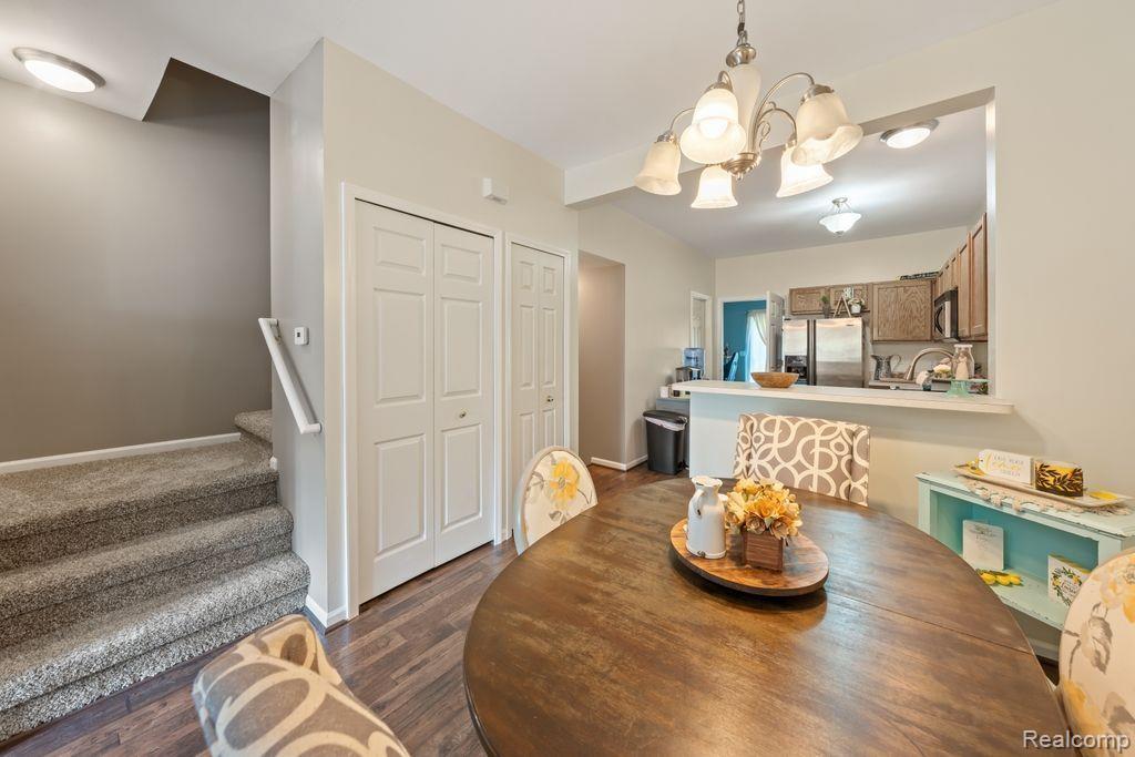 2177 KNOTTY PINE TRL