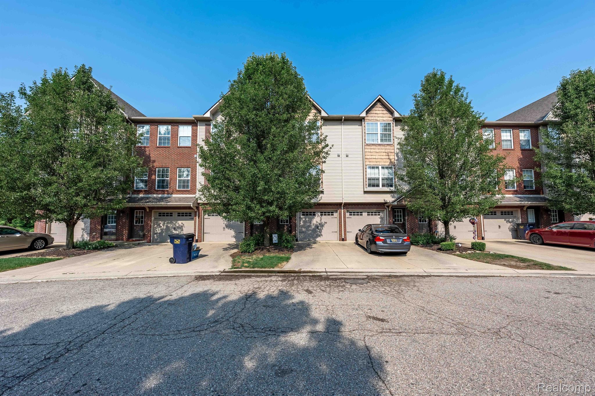 2177 KNOTTY PINE TRL