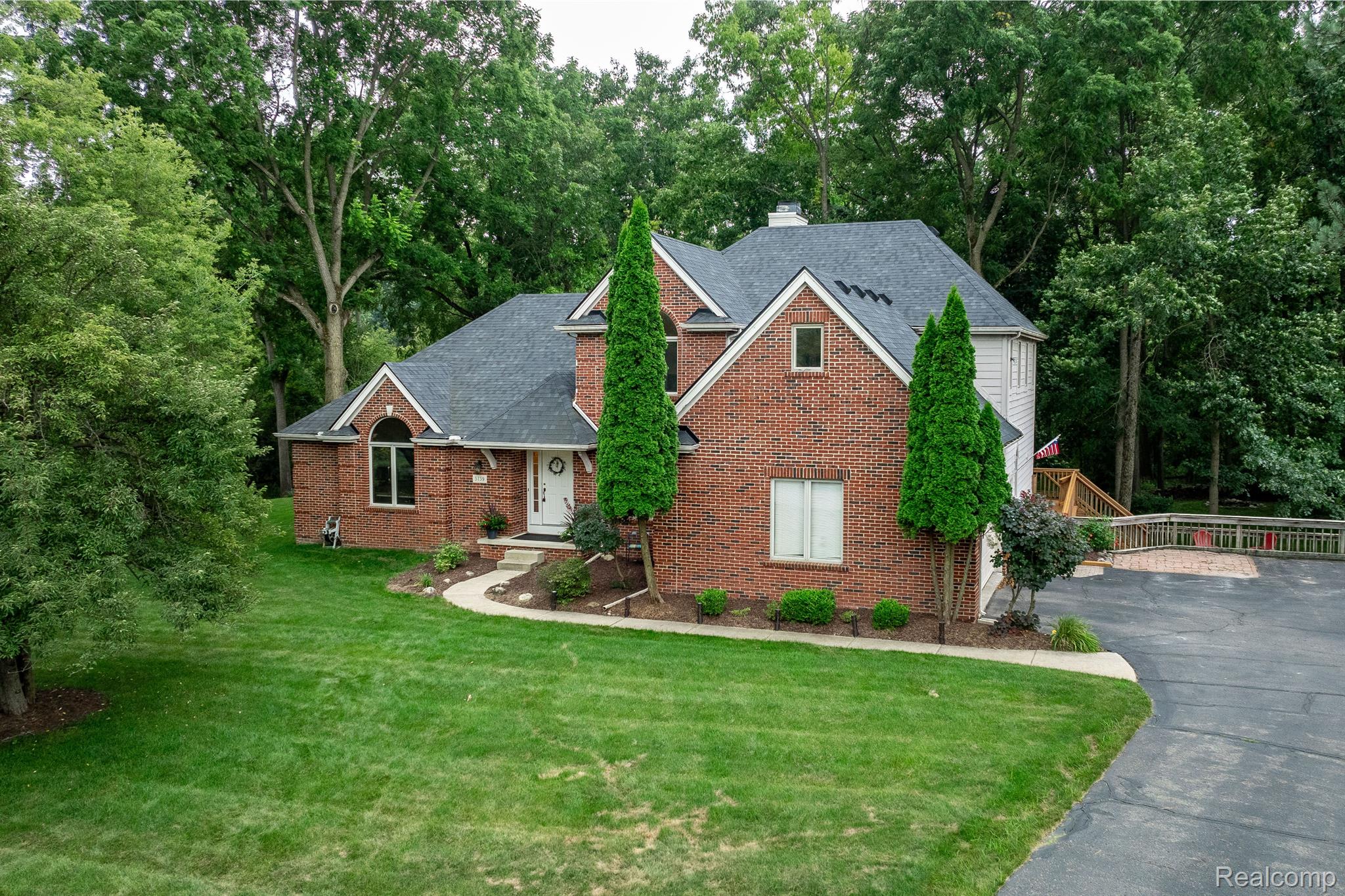 5759 FOX HOLLOW