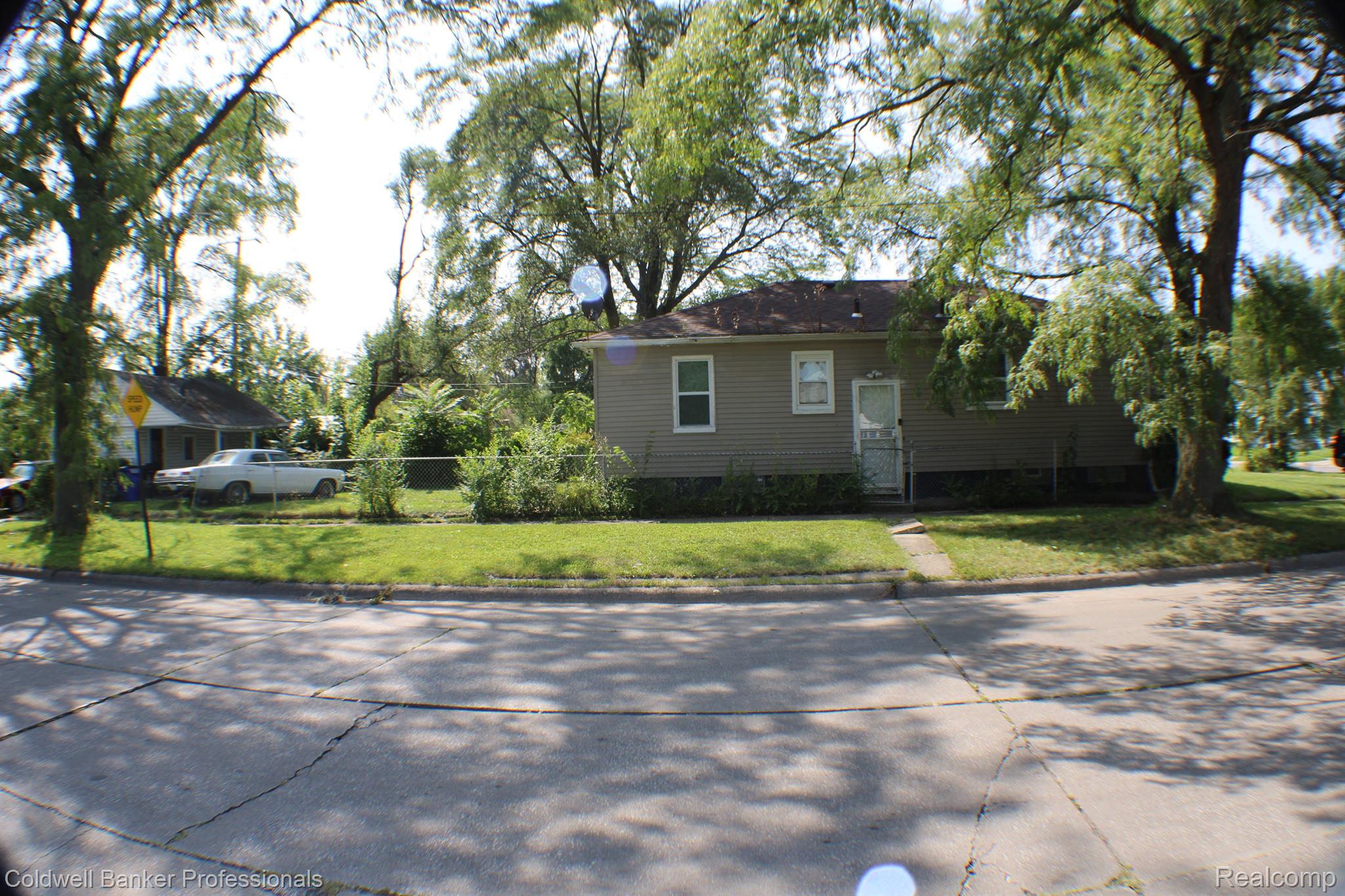 15914 EASTBURN ST