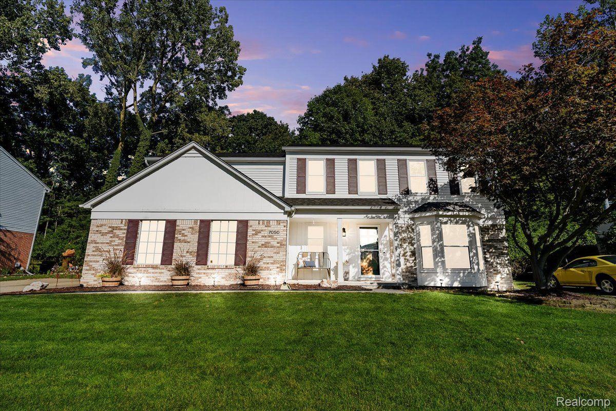 7050 Fox Chase LN