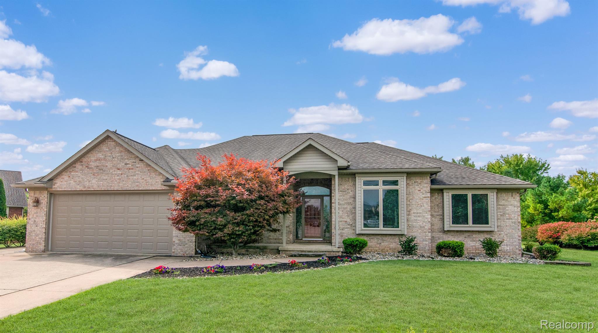 156 CYPRESS DR