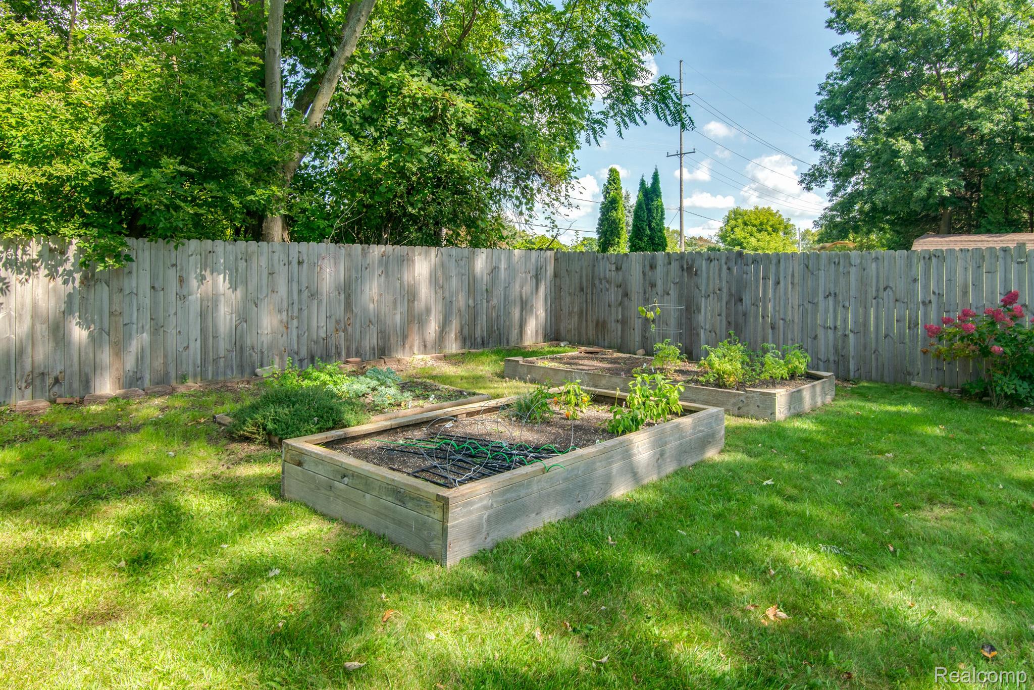 1092 TROTWOOD Lane