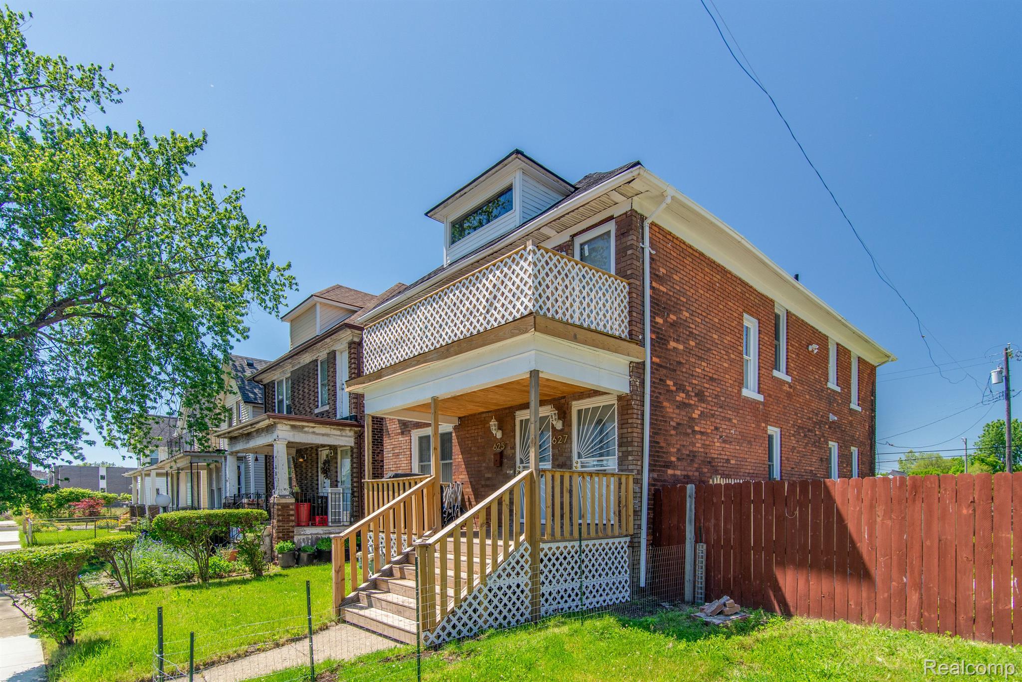 625 HORTON ST