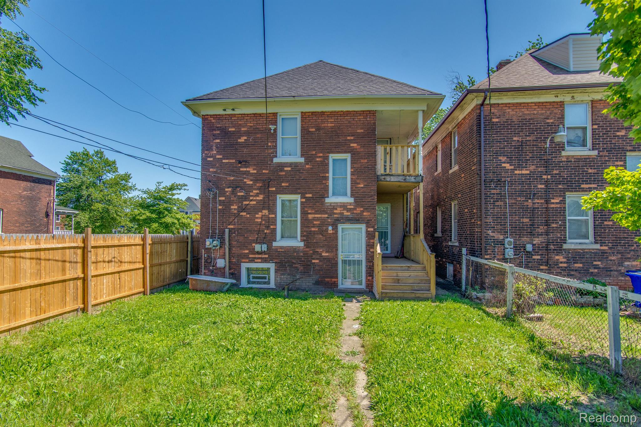 625 HORTON ST