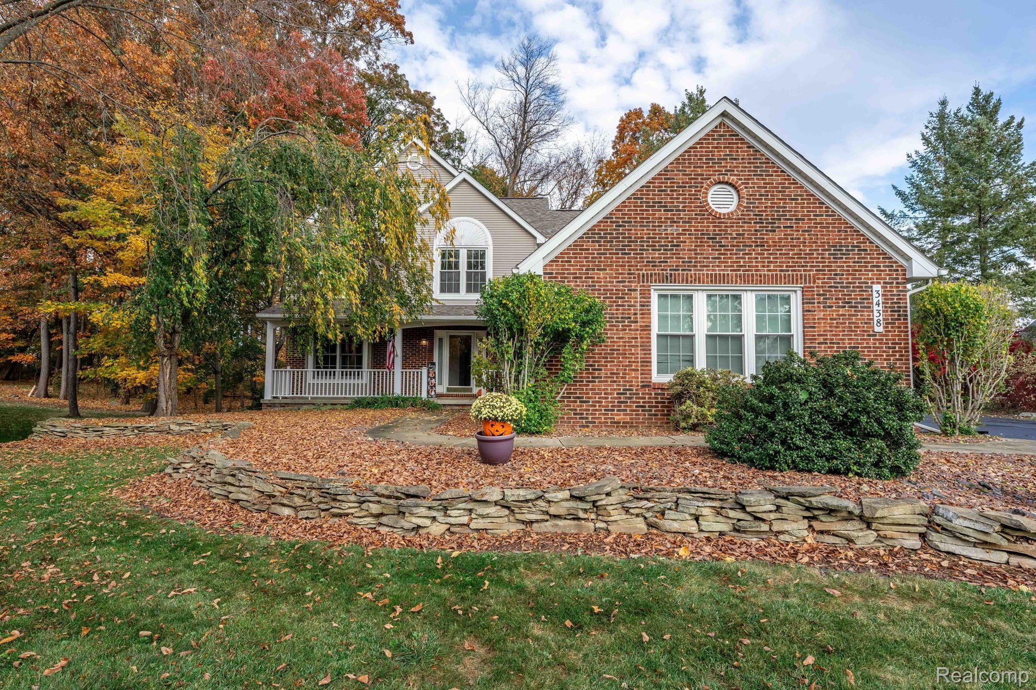 3438 LAKEWOOD SHORES Drive