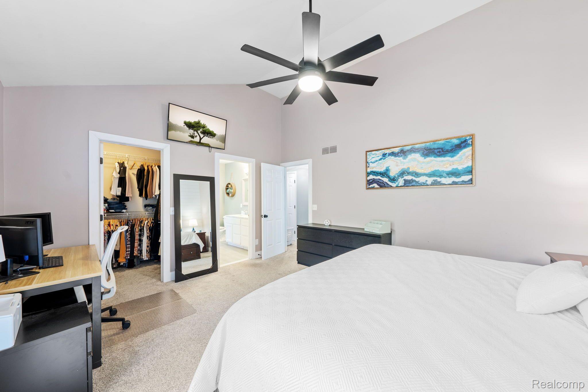 3438 LAKEWOOD SHORES Drive