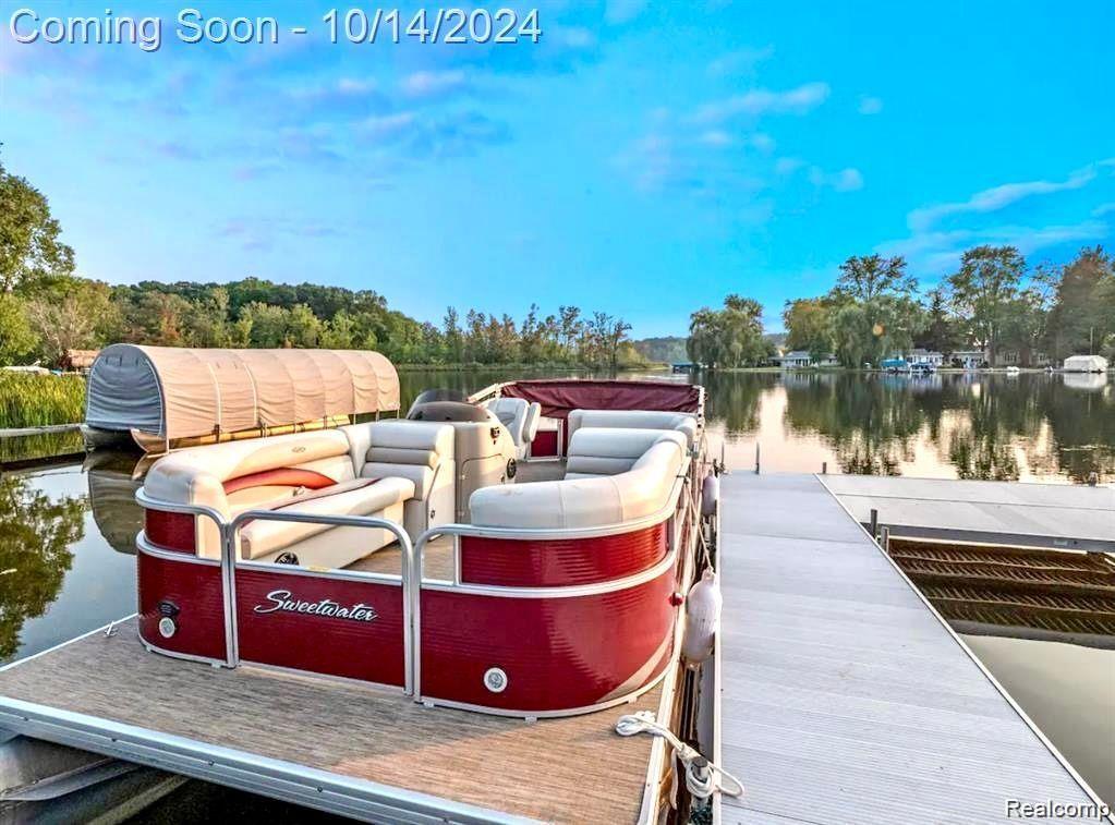 11765 PATTERSON LAKE DR