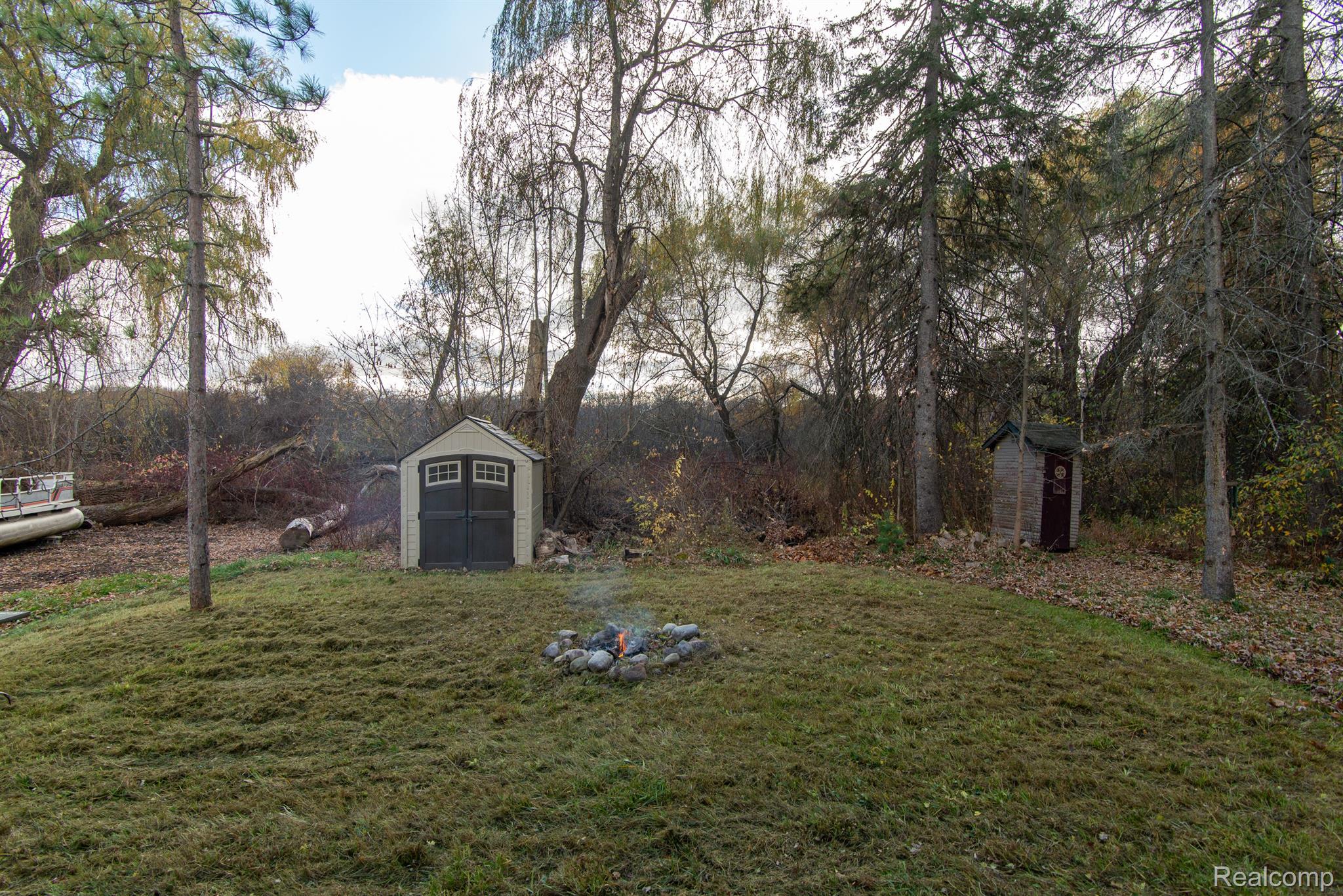 3552 E LAKE FOREST RD