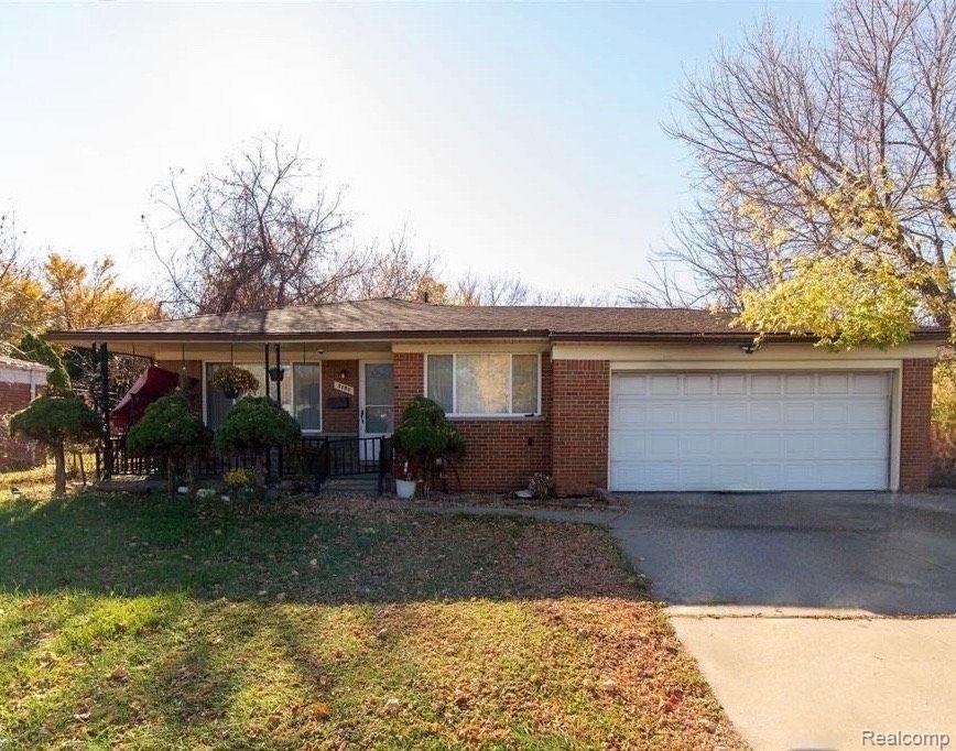 5156 E 11 MILE RD