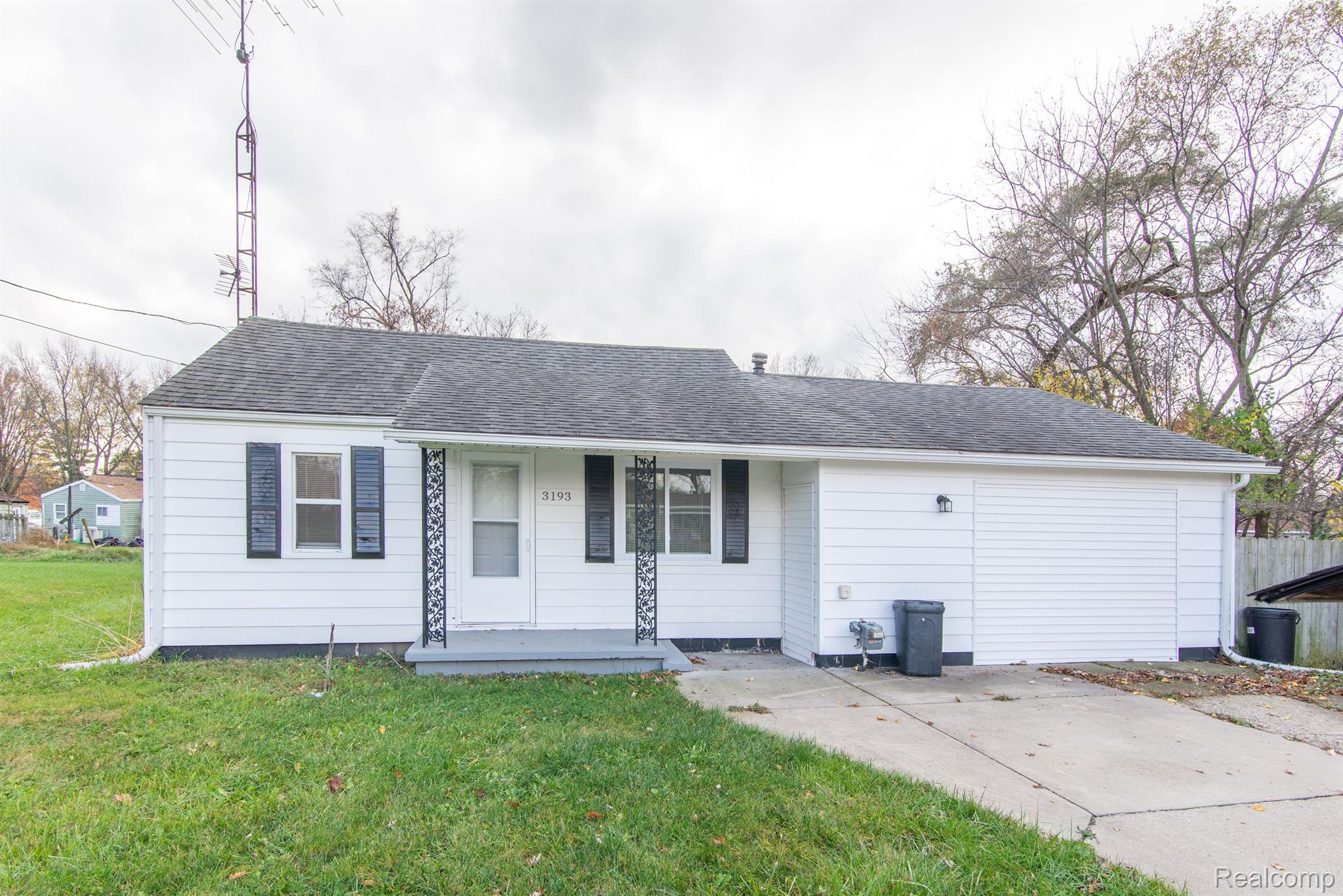 3193 HATHERLY Avenue