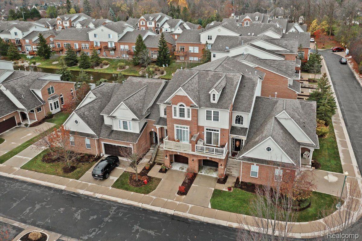 37677 NEWBURGH PARK CIR