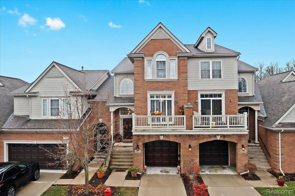 37677 NEWBURGH PARK CIR