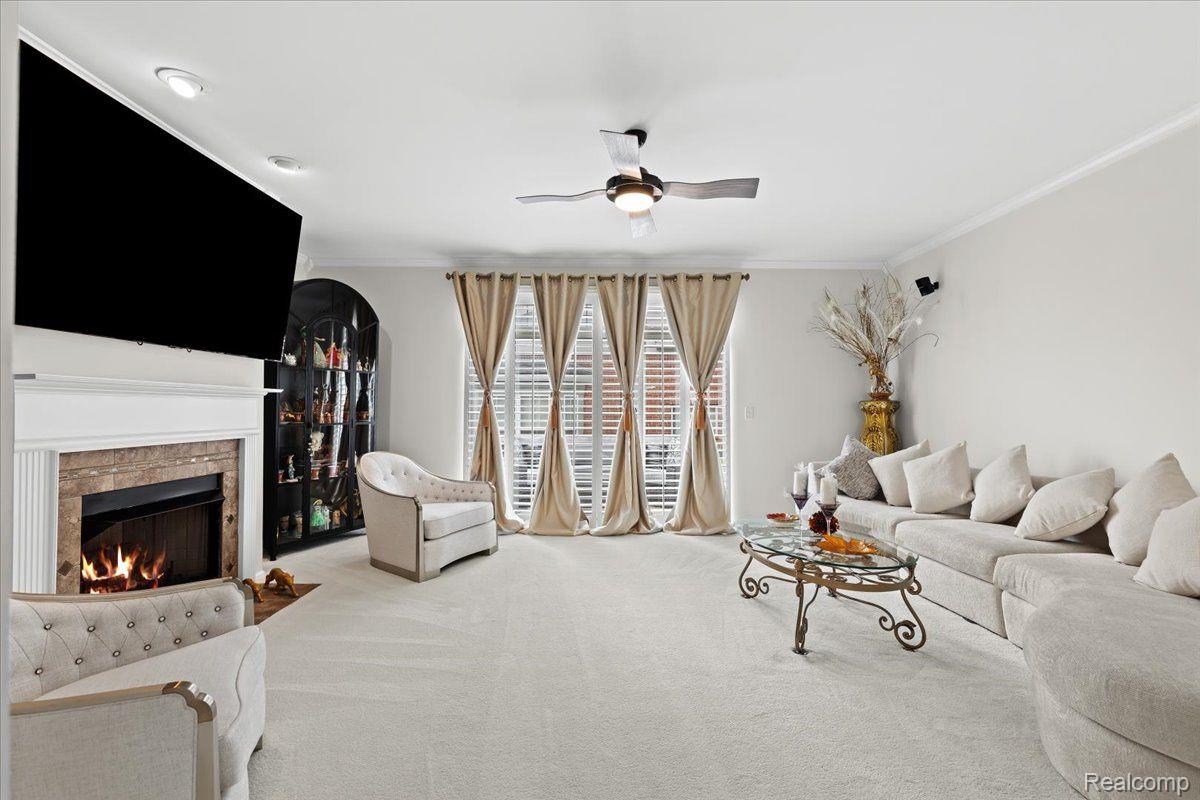 37677 NEWBURGH PARK CIR