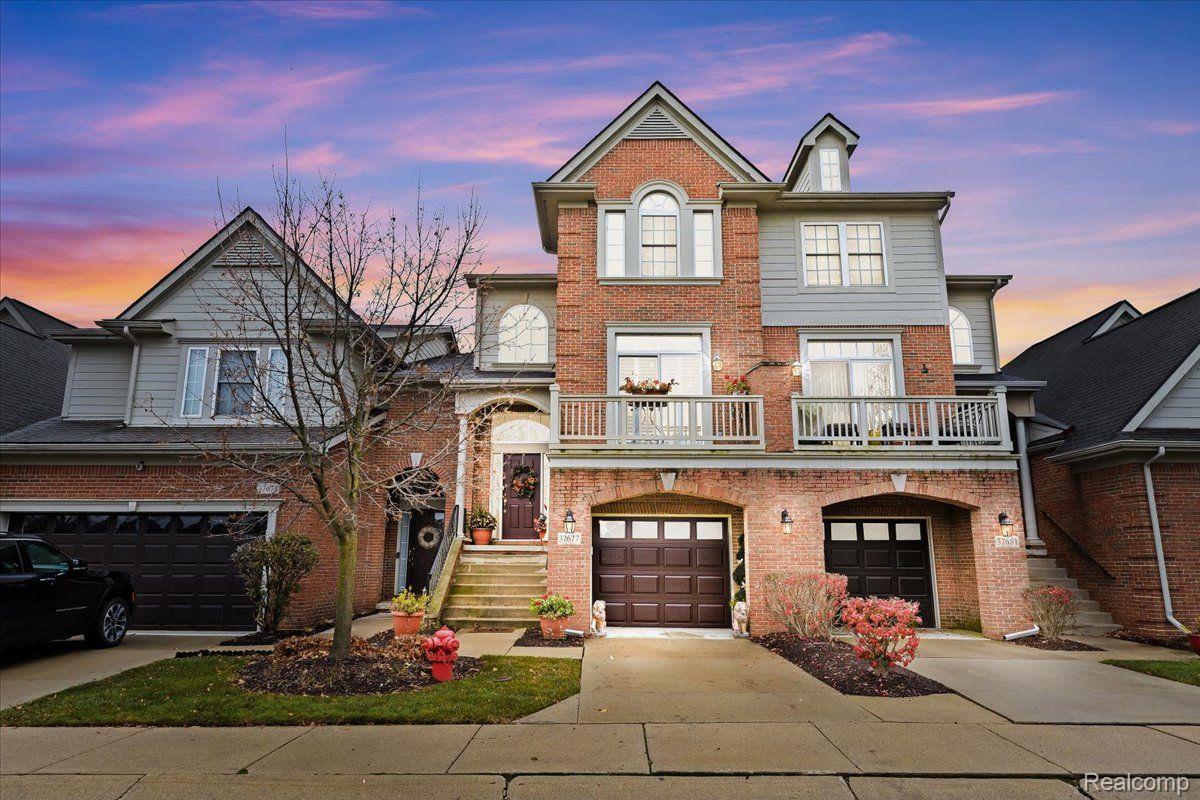 37677 NEWBURGH PARK CIR
