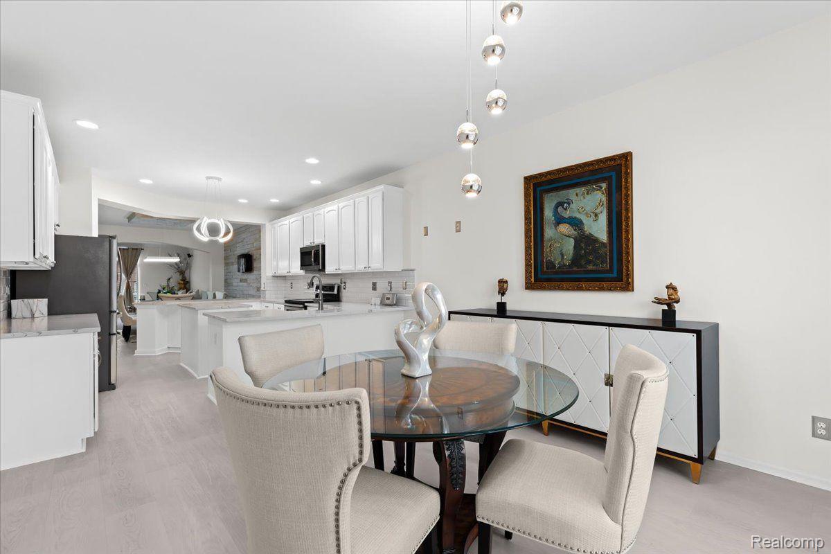 37677 NEWBURGH PARK CIR