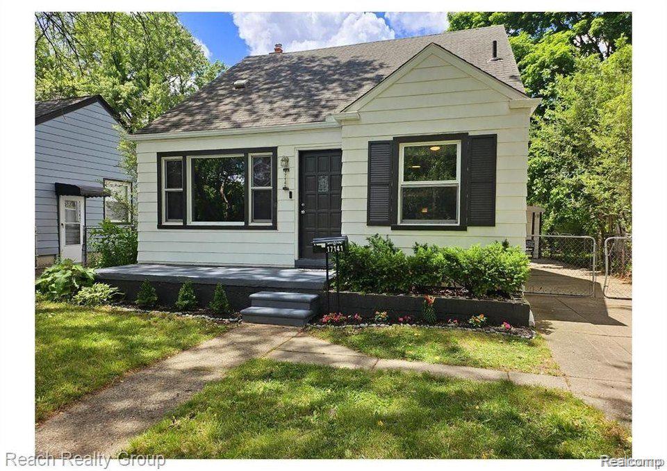 16902 BRADY
