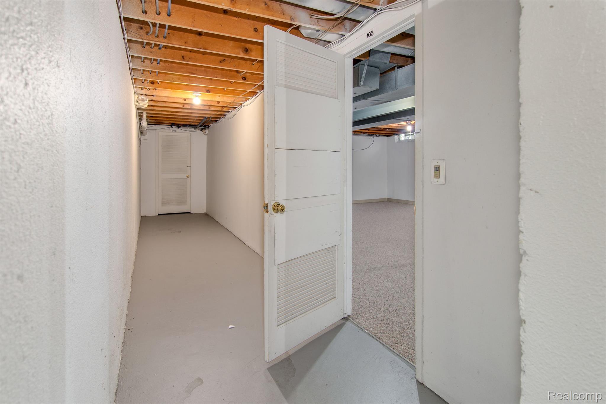 6115 ORCHARD LAKE RD 103
