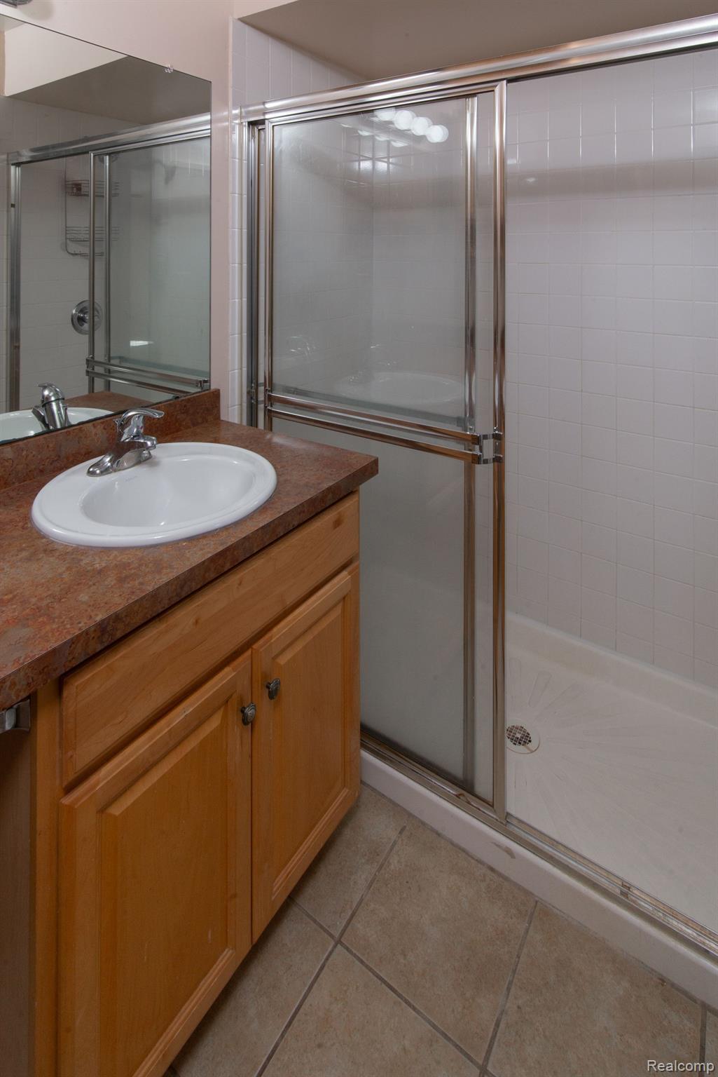 6115 ORCHARD LAKE RD 103