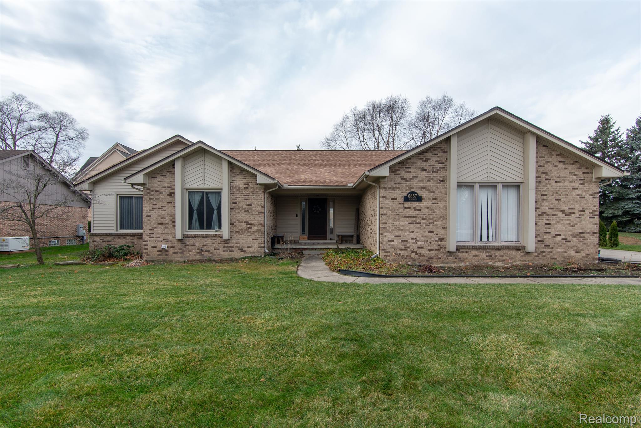 6857 SERENITY DR