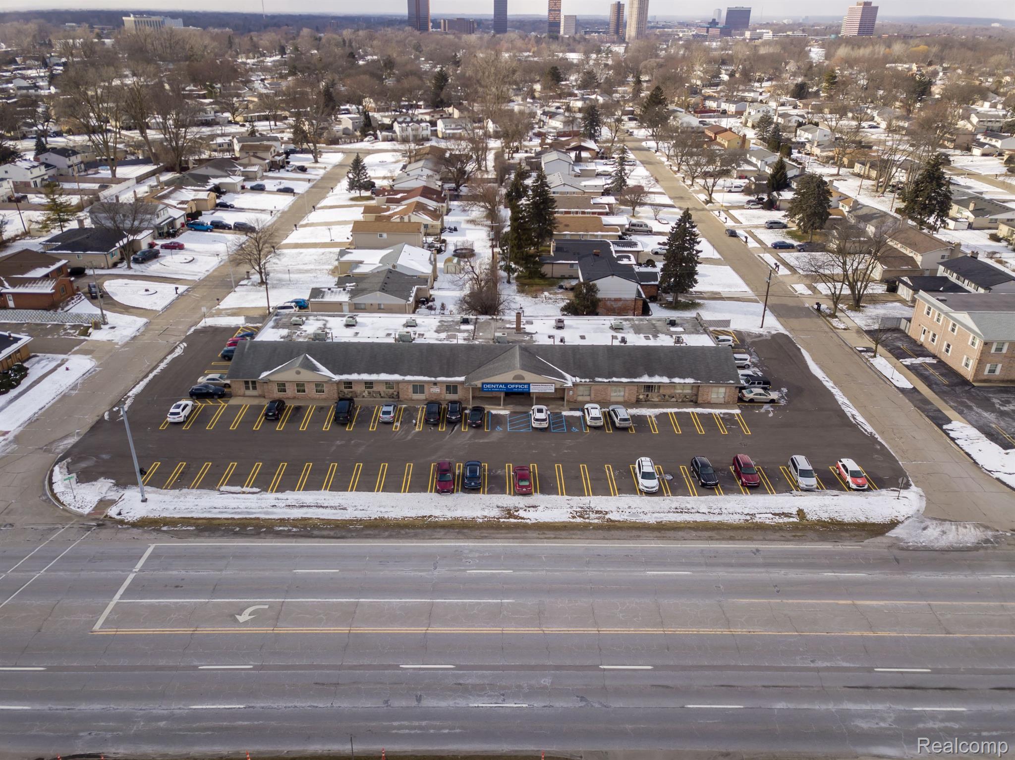 25511 SOUTHFIELD RD 120